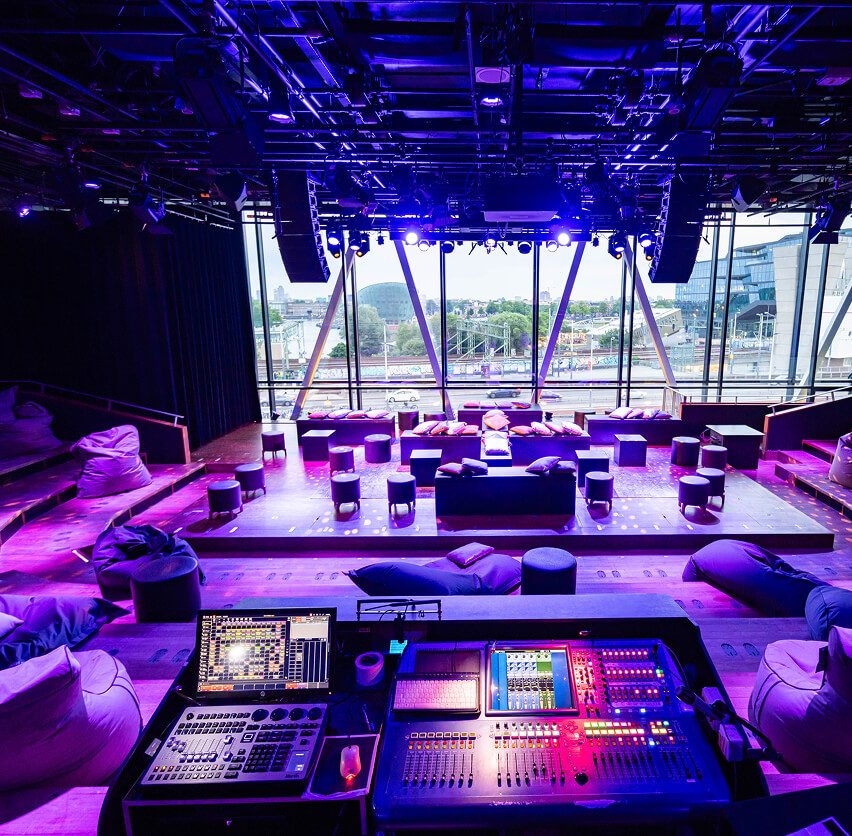 set-the-stage
